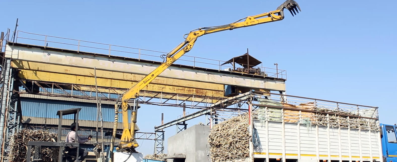 Concrete Radial Loader